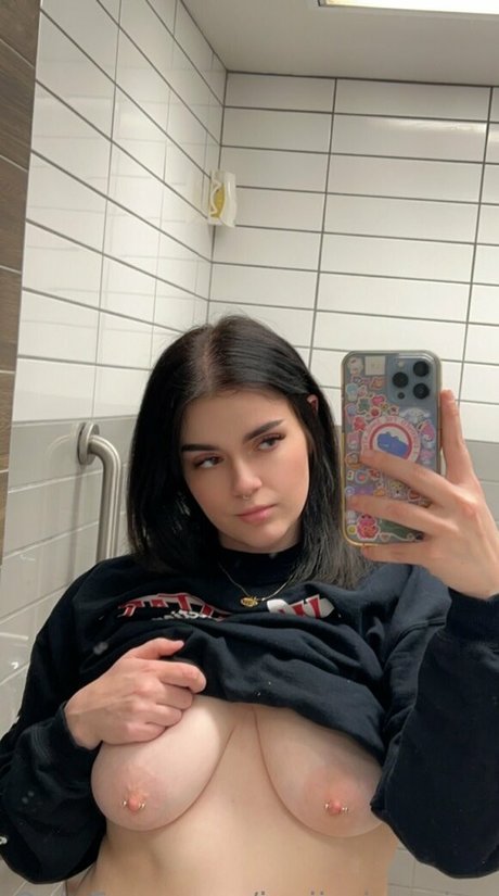 jayjizzjasmine OnlyFans Beiträge