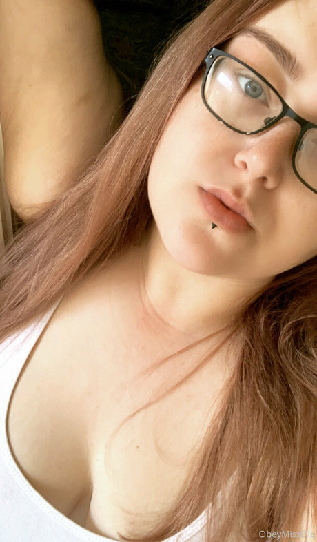 obeymisselle Nacktbilder geleakt OnlyFans Porn geleakt