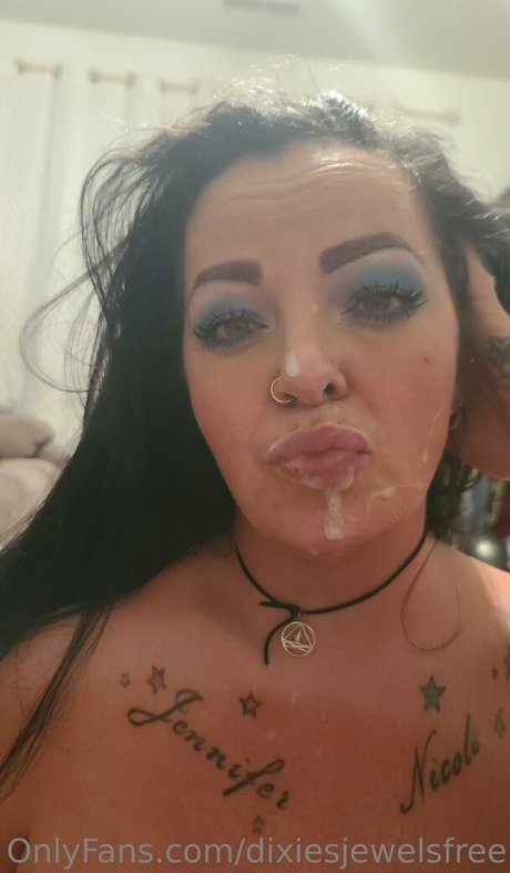 dixiesjewelsfree OnlyFans Porno