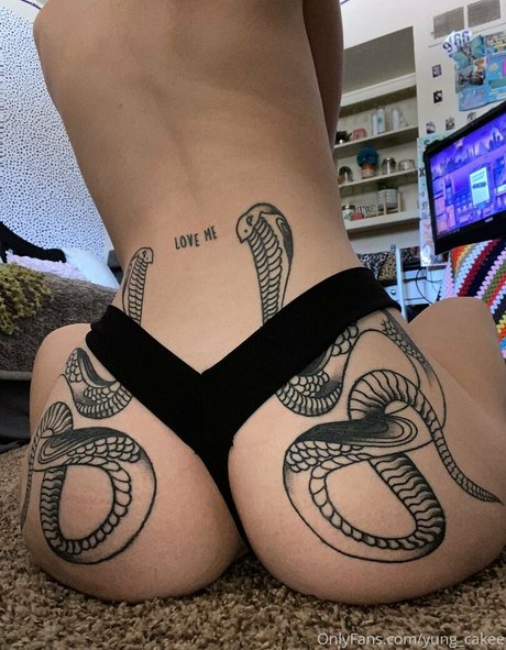 yung cakee Leaked OnlyFans Sex