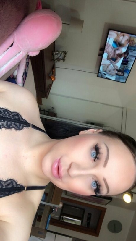 misstinyangel OnlyFans-Model