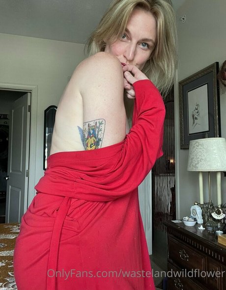 wastelandwildflower Nacktbilder von OnlyFans