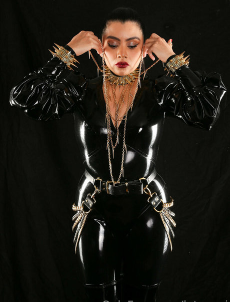 therubberbabe OnlyFans Nackt Content