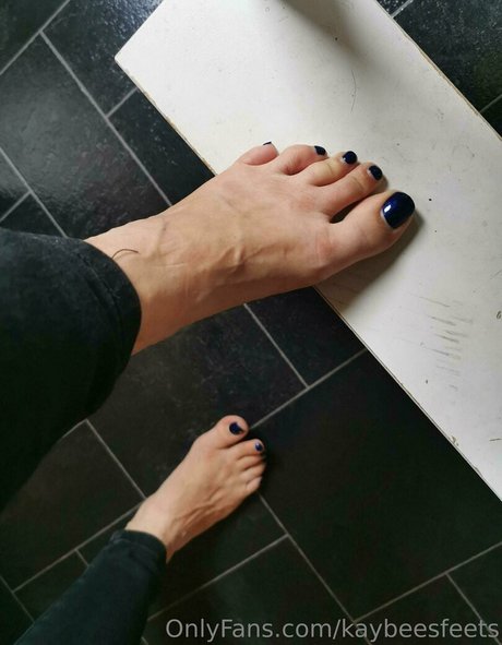 kaybeesfeets OnlyFans-Bilder geleakt