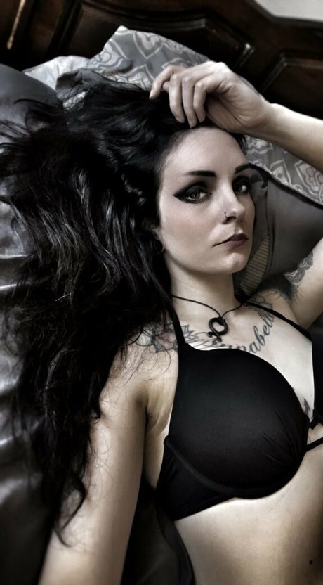 cryptid Nacktbilder geleakt OnlyFans Aufgedeckt