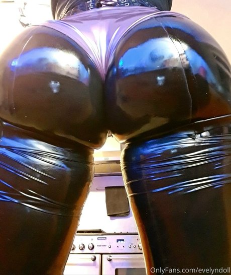 asiatische titten onlyfans sexy nackt Content