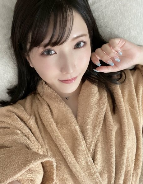 Hikaru Miyanishi OnlyFans-Seite