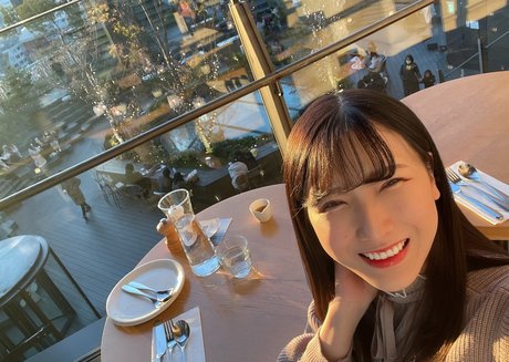 Hikaru Miyanishi Nackt auf OnlyFans