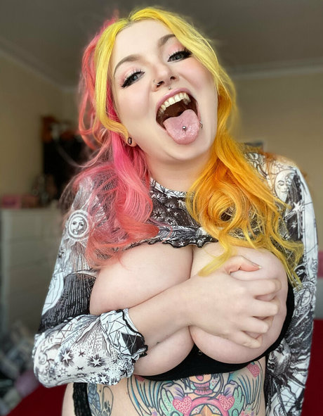 nayrusuicide Nacktbilder OnlyFans geleakt
