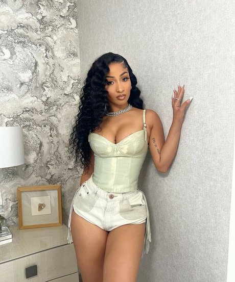 Shenseea Strip OnlyFans