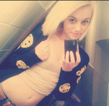 Gina gzuz Oben ohne OnlyFans