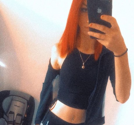 Gina gzuz OnlyFans-Bilder