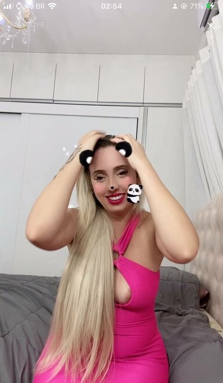 Iza Bassaga Nur für Fans