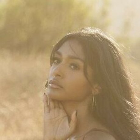 Kaaviya Sambasivam Oben ohne OnlyFans