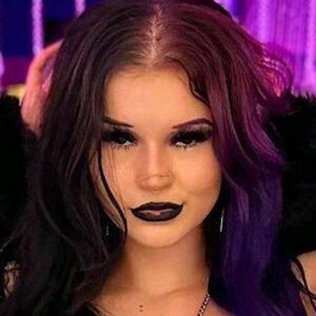 heyitzviolet OnlyFans OnlyFans