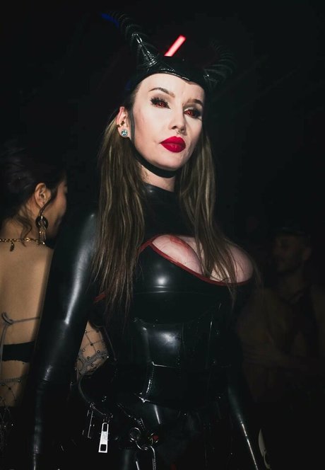 Veronica Carol Blades Leak von OnlyFans