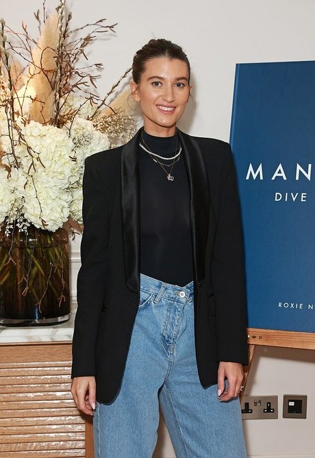 Emmerdale s Charley Webb OnlyFans Gratis-Inhalte