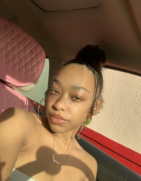 chynaunique OnlyFans Fotos