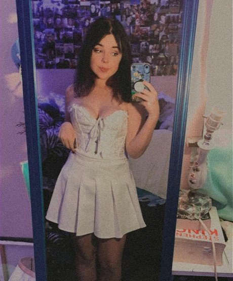 Daisyy mayyy XXX OnlyFans