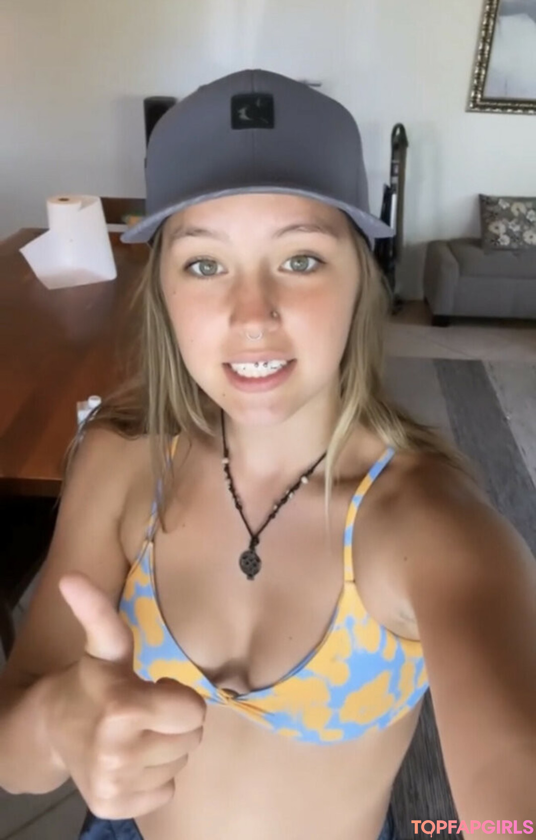 Peyton Coffee Nacktbilder OnlyFans geleakt