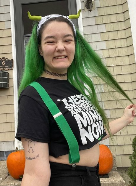 pixxxiebelle OnlyFans geleakt.