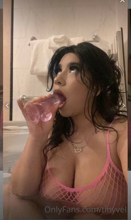 Tinyvel Nacktbilder von OnlyFans geleakt
