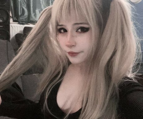 omviiix Leak von OnlyFans