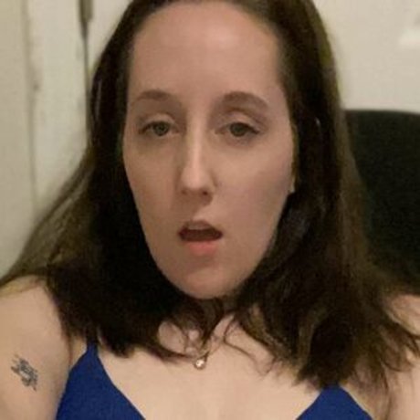 iSwallow Bilder OnlyFans