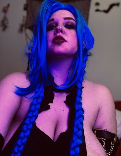 Peony Felicity Oben ohne OnlyFans