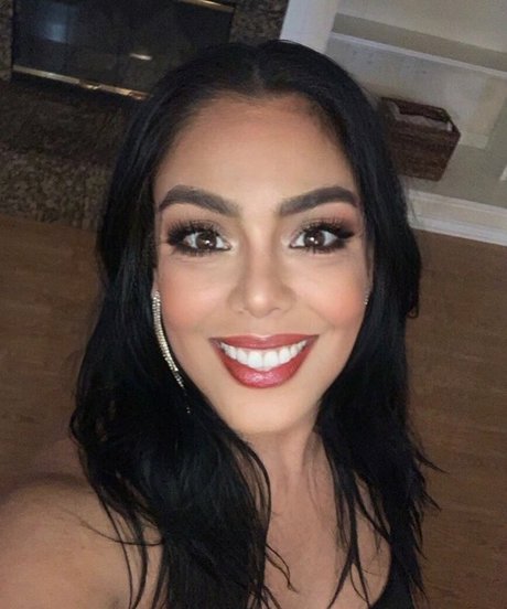 Nitu Sharma OnlyFans Nacktbilder