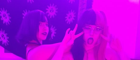 Chilli chibi Nacktpornos auf OnlyFans