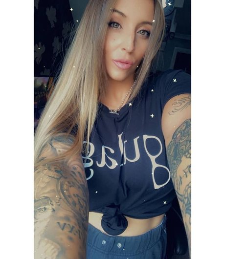 Whispah gaming Leaked OnlyFans Bilder