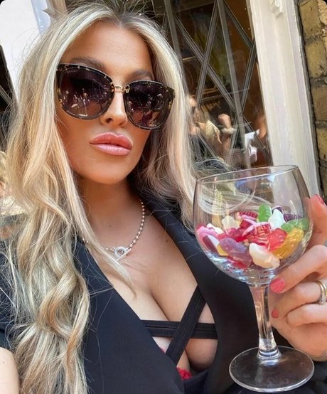 Whispah gaming Leak von OnlyFans-Inhalten