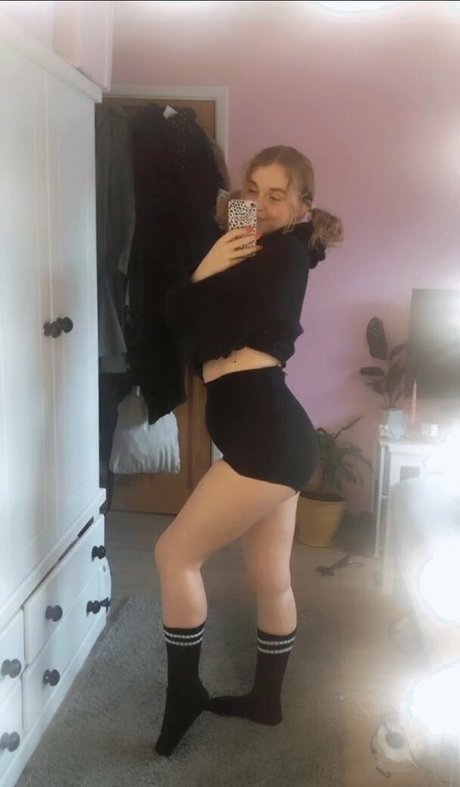 Little daisyxo Füße OnlyFans