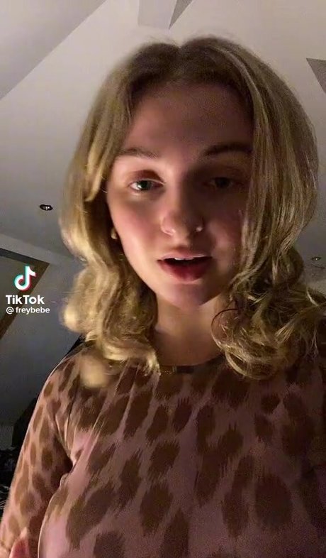 Mel Hock OnlyFans Bilder nackt