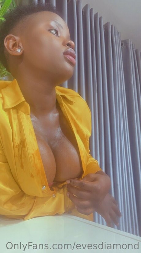 Bikini Princess OnlyFans-Bilder