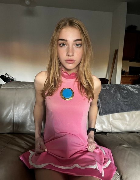 Phoebe Owns U OnlyFans