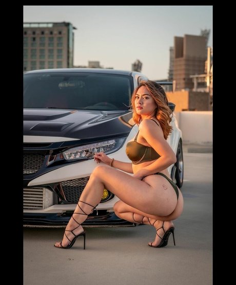 Nina Valencia OnlyFans Bilder