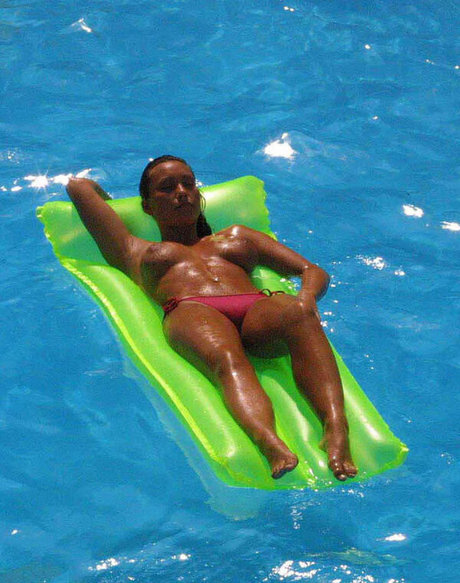 Lucinda Rhodes Flaherty Nackt OnlyFans