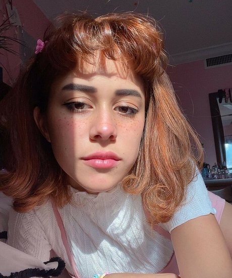 Littlebunnygirl OnlyFans explizite Inhalte