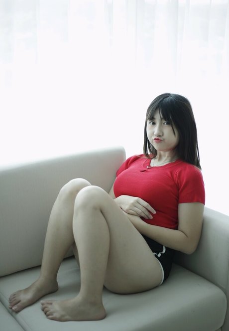 Dea Marella Brüste OnlyFans