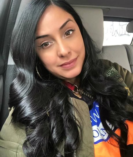 Laura Stylez OnlyFans Mega