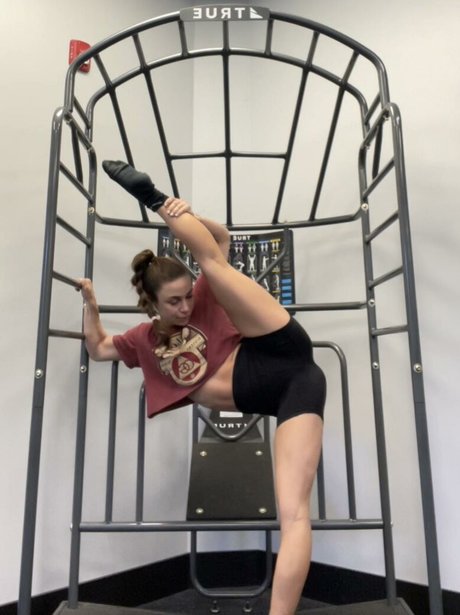 lolamoves OnlyFans Sex