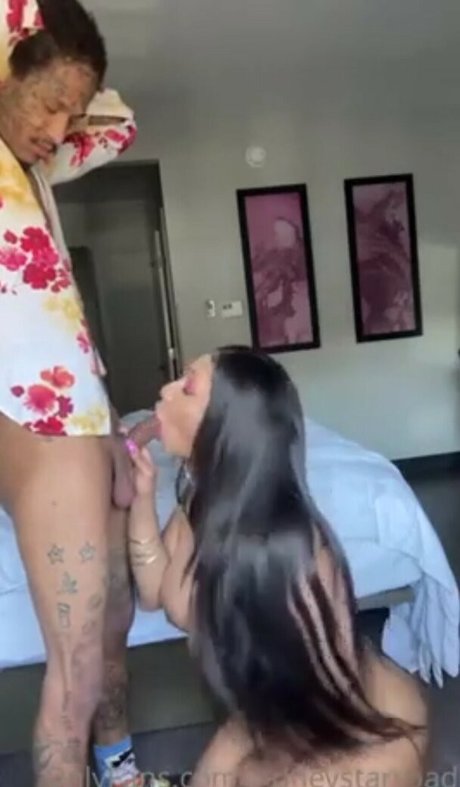 Sidney Starr Nacktbilder von OnlyFans