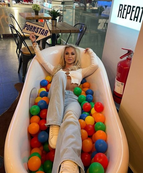 bonniemariee OnlyFans Inhaltstyp