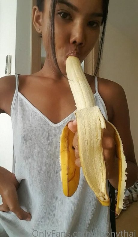 Mint Ebony OnlyFans Nacktbilder geleakt