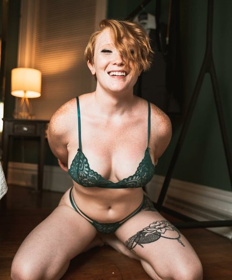 Izzabella Robbins Nacktbilder OnlyFans Geleakt