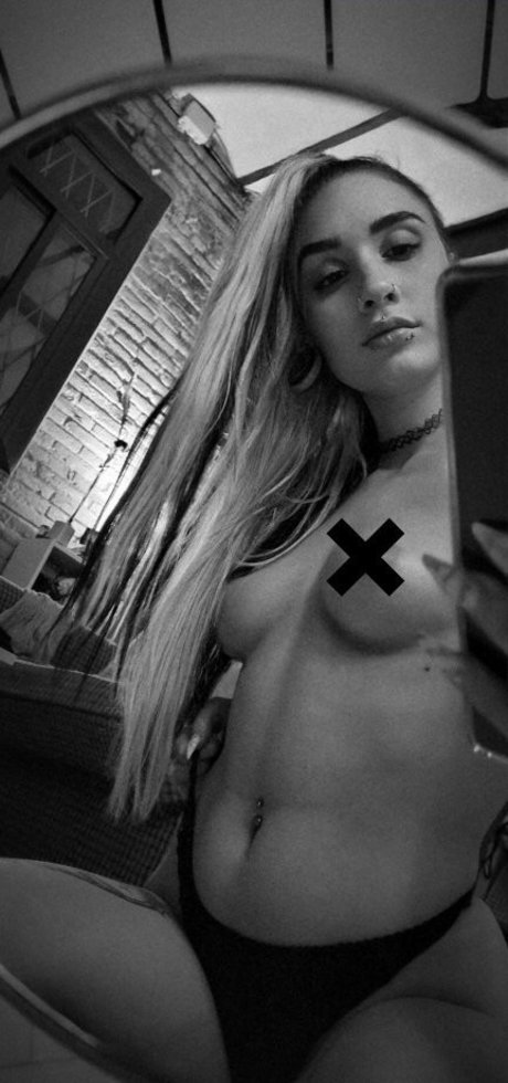 yearwalkatmidnight OnlyFans Nackt Leaks