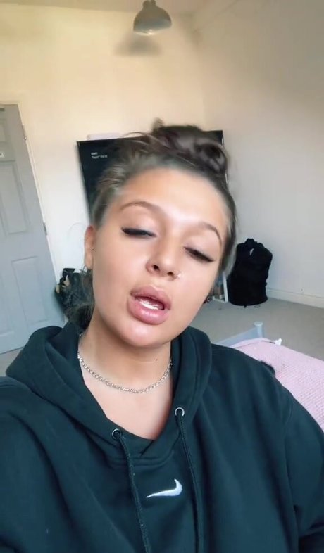 naughtybabeoxo OnlyFans Gratis Porn