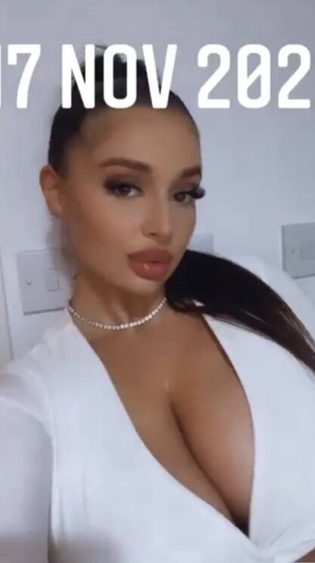 naughtybabeoxo OnlyFans X